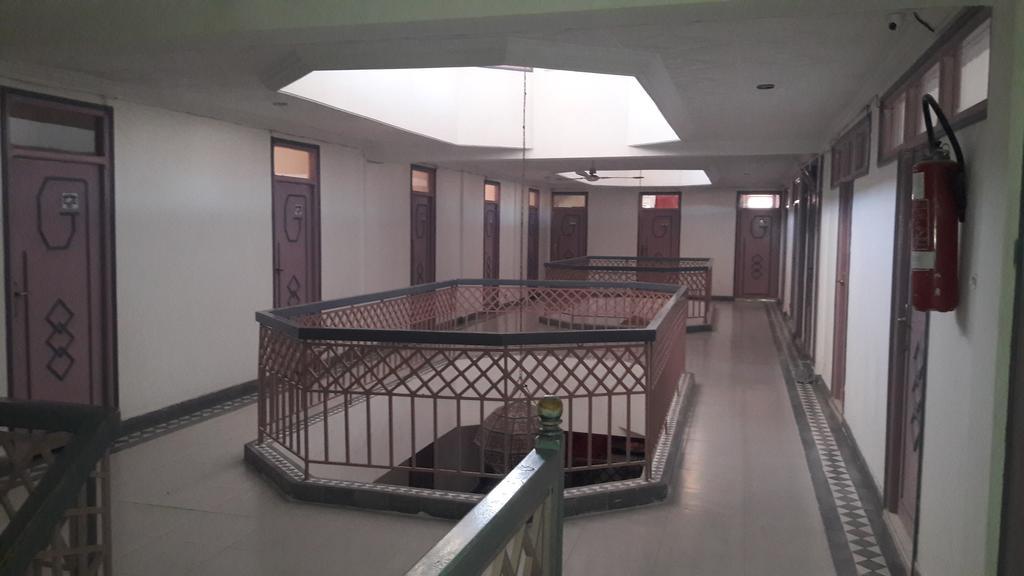Hotel Ichbilia فندق اشبيلية Marrakesh Bagian luar foto