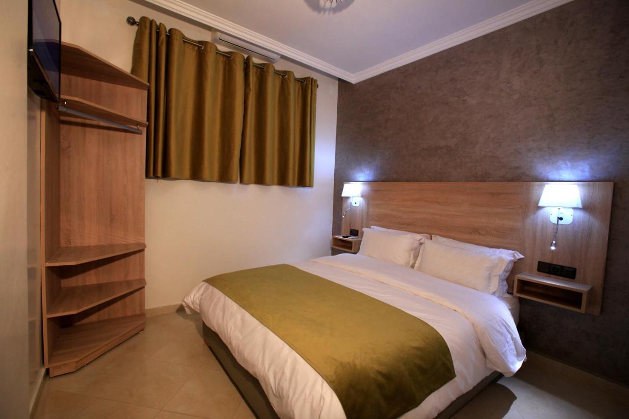 Hotel Ichbilia فندق اشبيلية Marrakesh Bagian luar foto